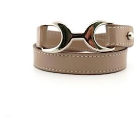 Hermès-HERMES PAVANE MORS lined TOUR BRACELET 17 CM IN TAUPE AND PALLADIA LEATHER-Taupe