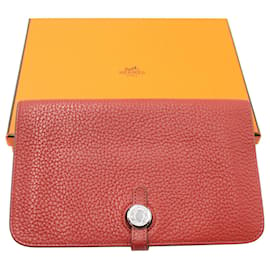 Hermès-Hermès Dogon Duo Wallet in Red Calfskin Leather-Red
