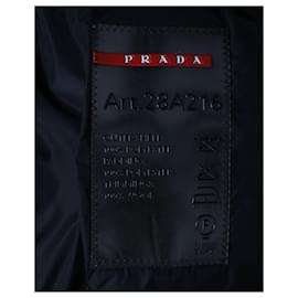 Prada-Prada-Jacke mit Waschbärpelzkragen aus schwarzem Polyester-Schwarz