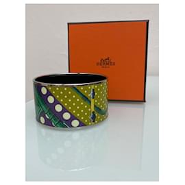 Hermès-Whip and Canes Cuff Bracelet-Olive green