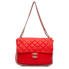 Chanel-Chanel Maxi rojo de piel de cordero con cadena alrededor de la solapa-Roja
