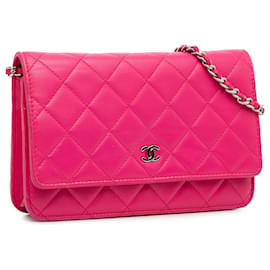 Chanel-Carteira Chanel Pink CC acolchoada de pele de cordeiro com corrente-Rosa