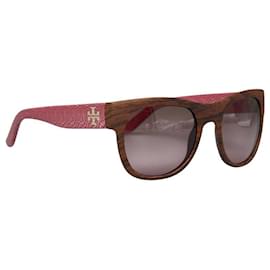 Tory Burch-Tory Burch Tinted Sunglasses Sunglasses Plastic TY 9026 in excellent condition-Other