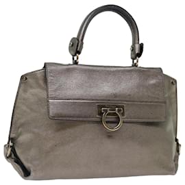 Salvatore Ferragamo-Salvatore Ferragamo Gancini Sofia Bolsa Couro Prata Auth 70362-Prata