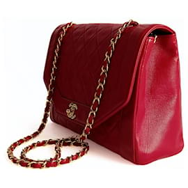 Chanel-Chanel Borsa Chanel Timeless Classica vintage Matelassè in pelle rossa-Rosso