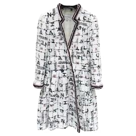 Chanel-Abrigo de tweed con logo de primavera 2020-Multicolor