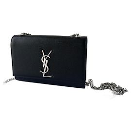 Saint Laurent Kate small en cuir embossé grain de poudre Noir