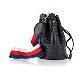 Gucci-Gucci GG Marmont 2.0 Matelasse Bucket Bag in Black Leather-Black