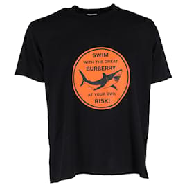 Burberry-Camiseta Burberry Shark Risk Graphic em algodão preto-Preto