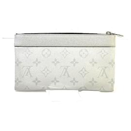 Louis Vuitton-Louis Vuitton Pochette Discovery PM Canvas Clutch Bag M30279 in excellent condition-Other
