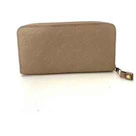 Louis Vuitton-Louis Vuitton Zippy Wallet Long Bifold Leather Long Wallet M60738 in excellent condition-Other