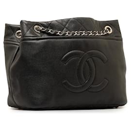 Chanel-Bolsa de ombro com corrente de couro Chanel Bolsa de ombro em bom estado-Outro