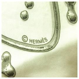 Hermès-Hermès Green Vif Argent Silk Triangle Scarf-Green