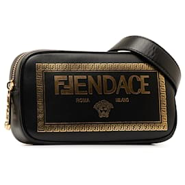 Fendi-Fendi Black x Versace Fendace Kameratasche mit Logo-Schwarz