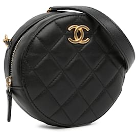Chanel-Chanel Preto Couro de bezerro acolchoado Sobre pérolas Embreagem redonda com corrente-Preto