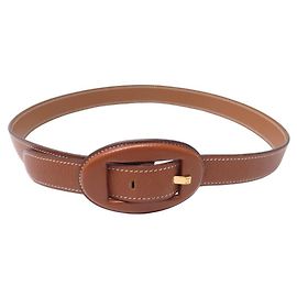 Hermès CINTO HERMES VINTAGE COM FIVELA OVAL EM COURCHEVEL EPSOM COURCHEVEL GOLD T70 no cinto Marrom