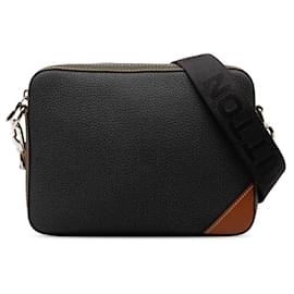 Louis Vuitton-Louis Vuitton Trio Messenger Leather Crossbody Bag M21544 in excellent condition-Other