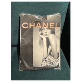 Chanel-Lingerie-Noir,Beige