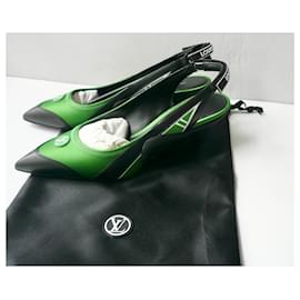Louis Vuitton-LOUIS VUITTON Archlight slingback pump neuves T39-Noir,Vert