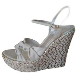 SANDÁLIAS ESPADRILHAS DE COURO SERGIO ROSSI. Branco