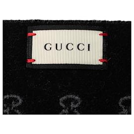 Gucci-Gucci Grauer GG-Wollschal-Grau