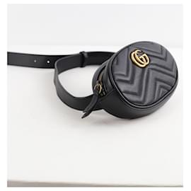Gucci-Leather belt bag-Black