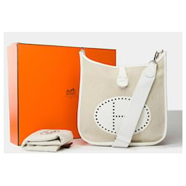 Hermès-HERMES Evelyne bag in Beige Canvas - 101836-Beige