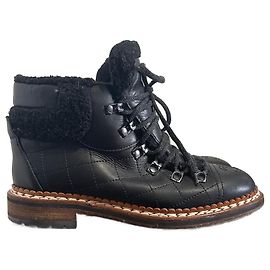 CHANEL Ankle boots T.EU 37 Leather Black