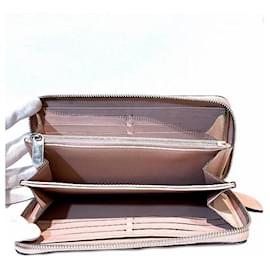 Louis Vuitton-Louis Vuitton Zippy Wallet Leather Long Wallet M61868 in fair condition-Other
