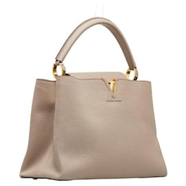 Louis Vuitton-Louis Vuitton Bolsa de couro Capucines MM M42253 Em uma boa condição-Outro