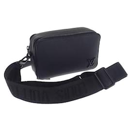 Louis Vuitton-Louis Vuitton Alpha Wearable Wallet Leather Shoulder Bag M59161 in good condition-Other