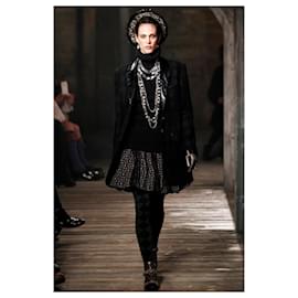Chanel-Botões Gripoix de colecionadores de Paris / Edimburgo Casaco de Tweed-Multicor