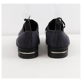 Louis Vuitton-Chaussures à lacets en cuir-Noir