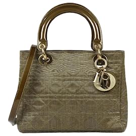Dior-Christian Dior – Mittlere Lady Dior-Handtasche aus Satin in Armeegrün-Grün