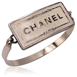 Chanel-Vintage Silver Metal Beige Enamel Mademoiselle Bangle Bracelet-Silvery