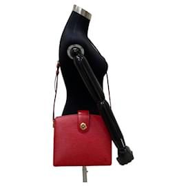 Louis Vuitton-Louis Vuitton Capucines Leather Shoulder Bag M52347 in good condition-Other