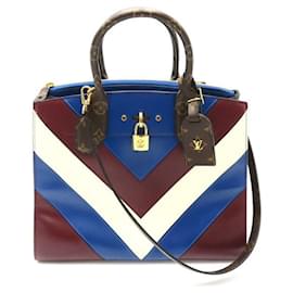 Louis Vuitton-Louis Vuitton Cite Steamer MM Leather Shoulder Bag M54260 in excellent condition-Other