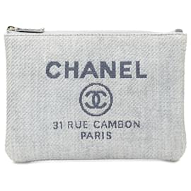 Chanel-Custodia Chanel O Deauville in tela blu piccola-Blu