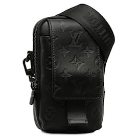 Louis Vuitton-Louis Vuitton forrado bolsa para telefone bolsa crossbody de couro M81323 Em uma boa condição-Outro