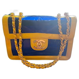 Chanel-Gema extremamente rara! Bolsa maxi de aba bicolor amarela e azul em vinil Barbie 95P!-Azul,Amarelo,Gold hardware