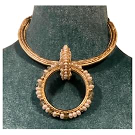 Chanel-Collar de declaración de pasarela de perlas doradas Chanel 16A Paris in Rome raro.-Dorado