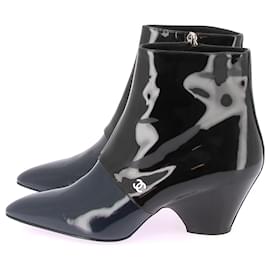 Chanel-CHANEL  Ankle boots T.eu 41 leather-Black