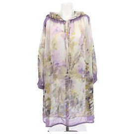 Loro Piana supera T.International M Seda Roxo