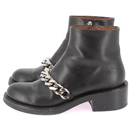 Givenchy-GIVENCHY  Ankle boots T.eu 41 leather-Black