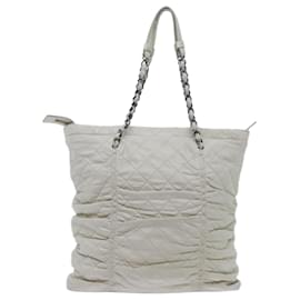 Chanel-CHANEL Matelasse Chain Shoulder Bag Lamb Skin White CC Auth hk1197-White