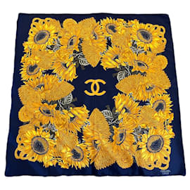 Chanel-Cachecol de seda-Azul