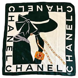 Chanel-Cachecol de seda-Verde
