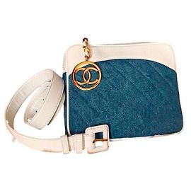 Cinto Bumbag CHANEL em pele de cordeiro e ganga com caixa Branco Azul Dourado