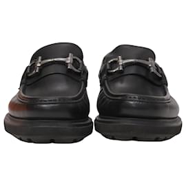 Salvatore Ferragamo-Salvatore Ferragamo Loafers in Black Leather-Black