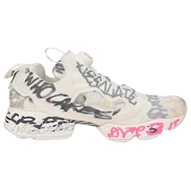 Vêtements-Vetements x Reebox Instapump Fury Sneakers aus weißem Nylon-Pink